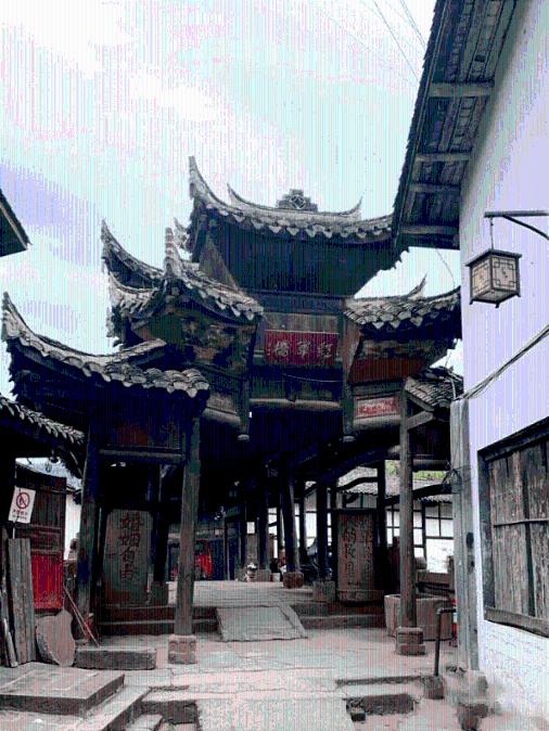 在一起两年的男朋友说让我们断断联系，如果他接受了那件事情他再回来找我。他说可能会回来，可能不会了。游戏画面